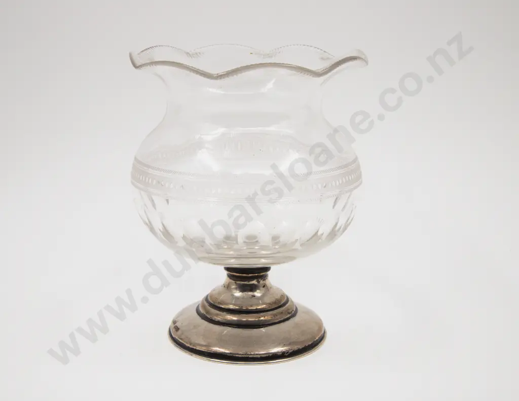 Edwardian Glass Rose Bowl Image 1++