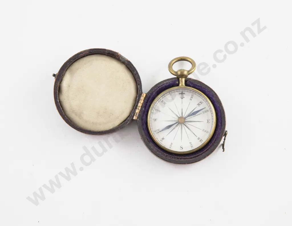 Victorian Leatherette Cased Brass Pocket Compass Image 1++