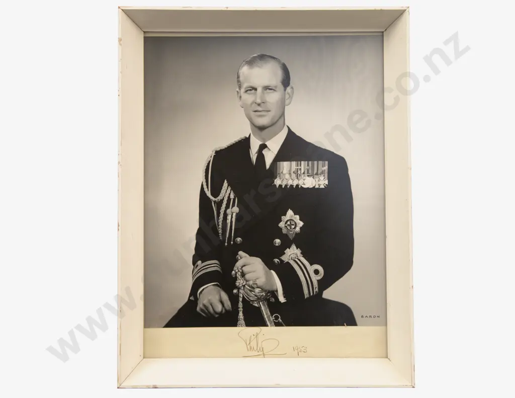 Signed and Dated 1952 and 1953 Portrait Photographs of Queen Elizabeth II and Prince Philip Image 1++