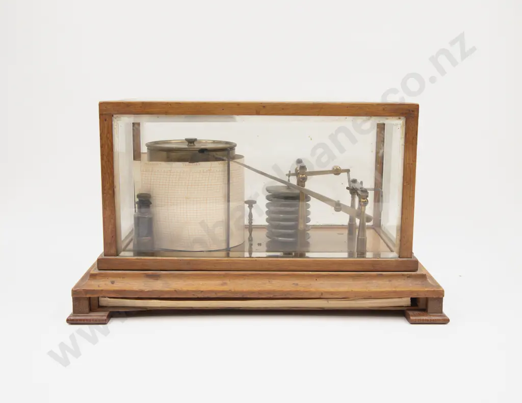 Antique Oak Cased Barograph Image 1++