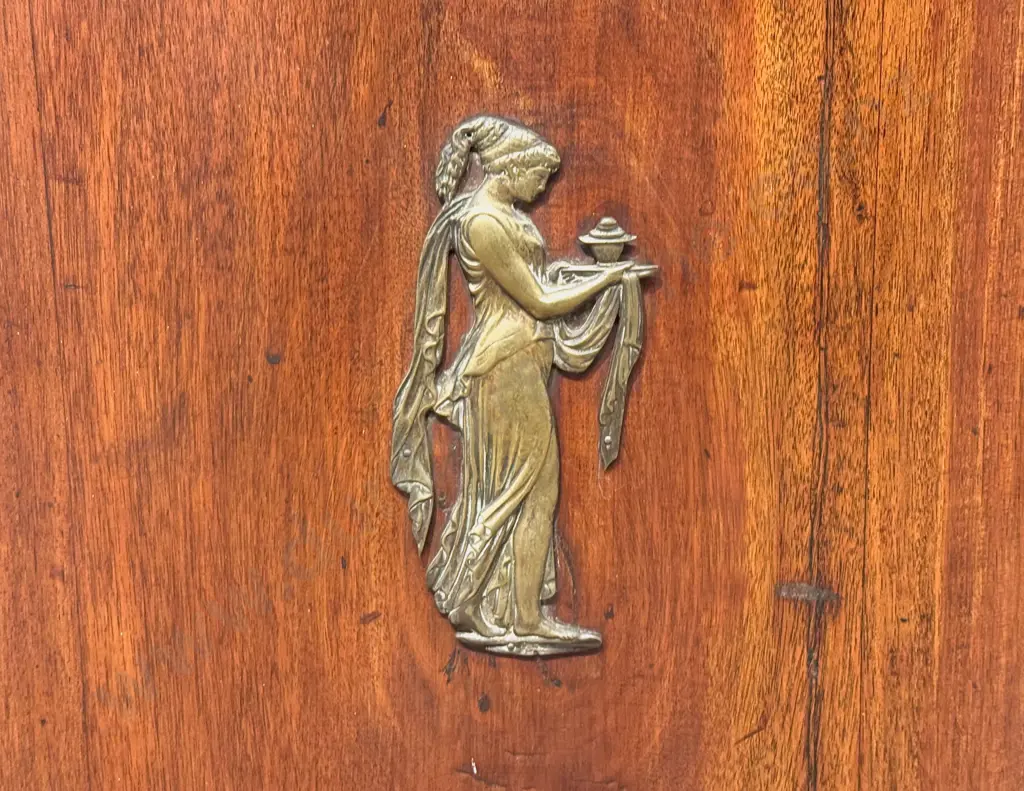 GeoIII Mahogany and Gilt Metal Mounted Corner Cabinet Image 1++