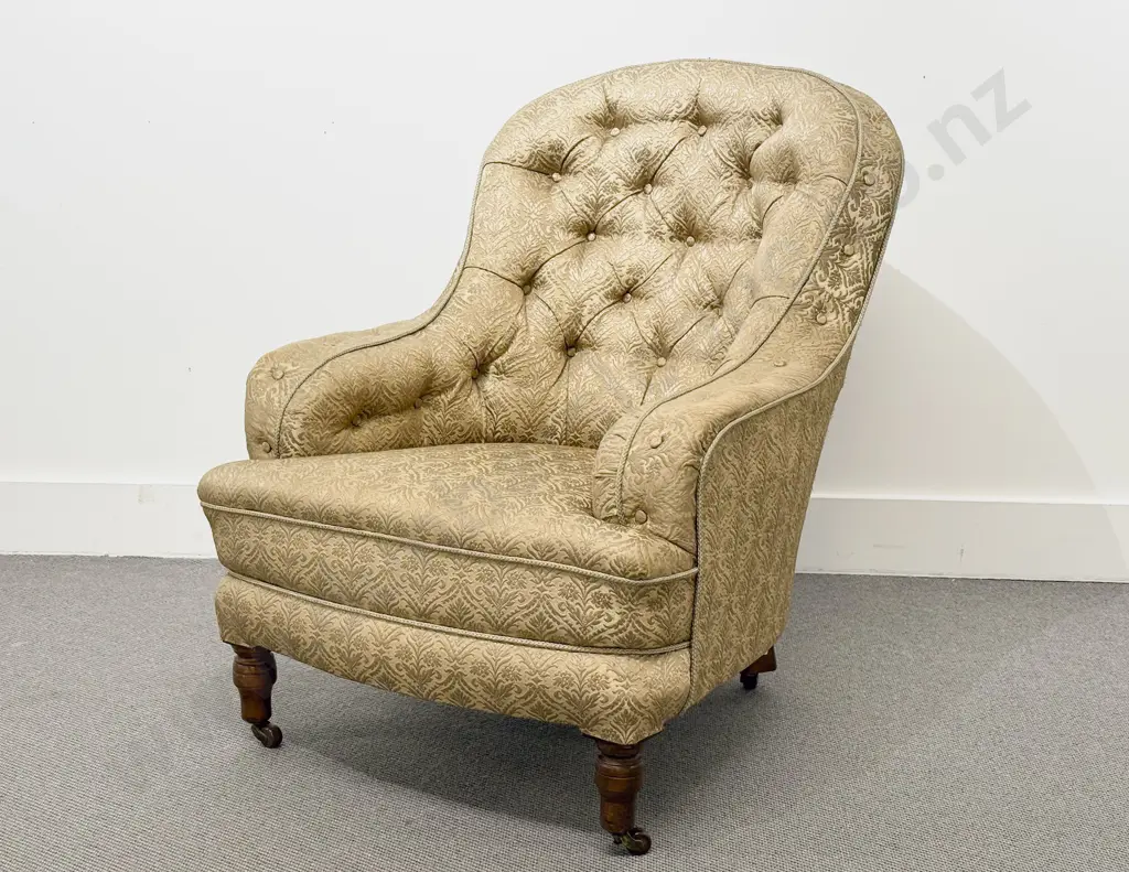 Victorian Button Back Tub Armchair Image 1++