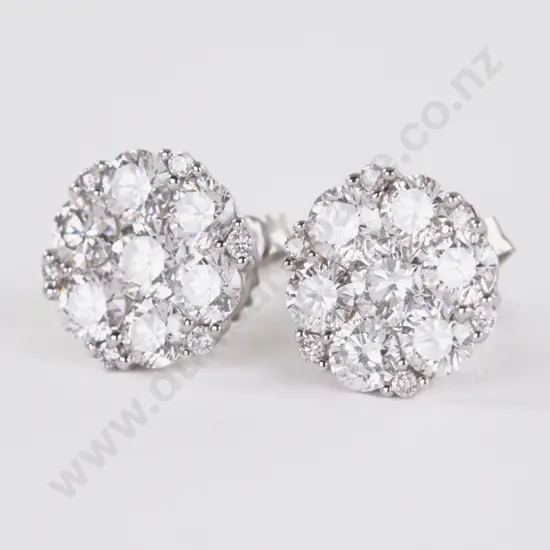 18ct White Gold 26Stone Diamond Cluster Stud Earrings