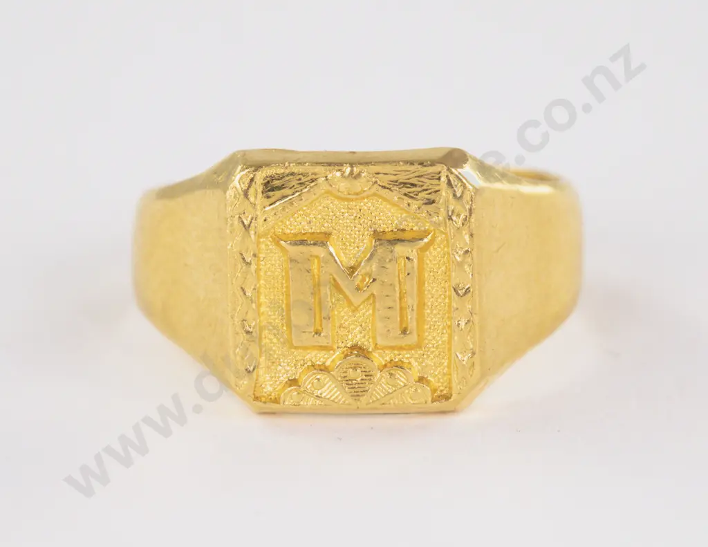 Chinese 24ct Signet Ring Image 1++