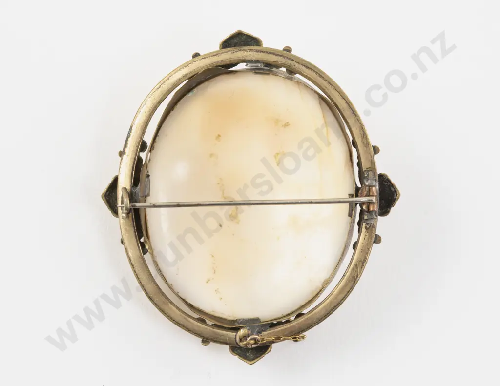 Victorian Gold Plated Classical Portrait Cameo Brooch Image 1++