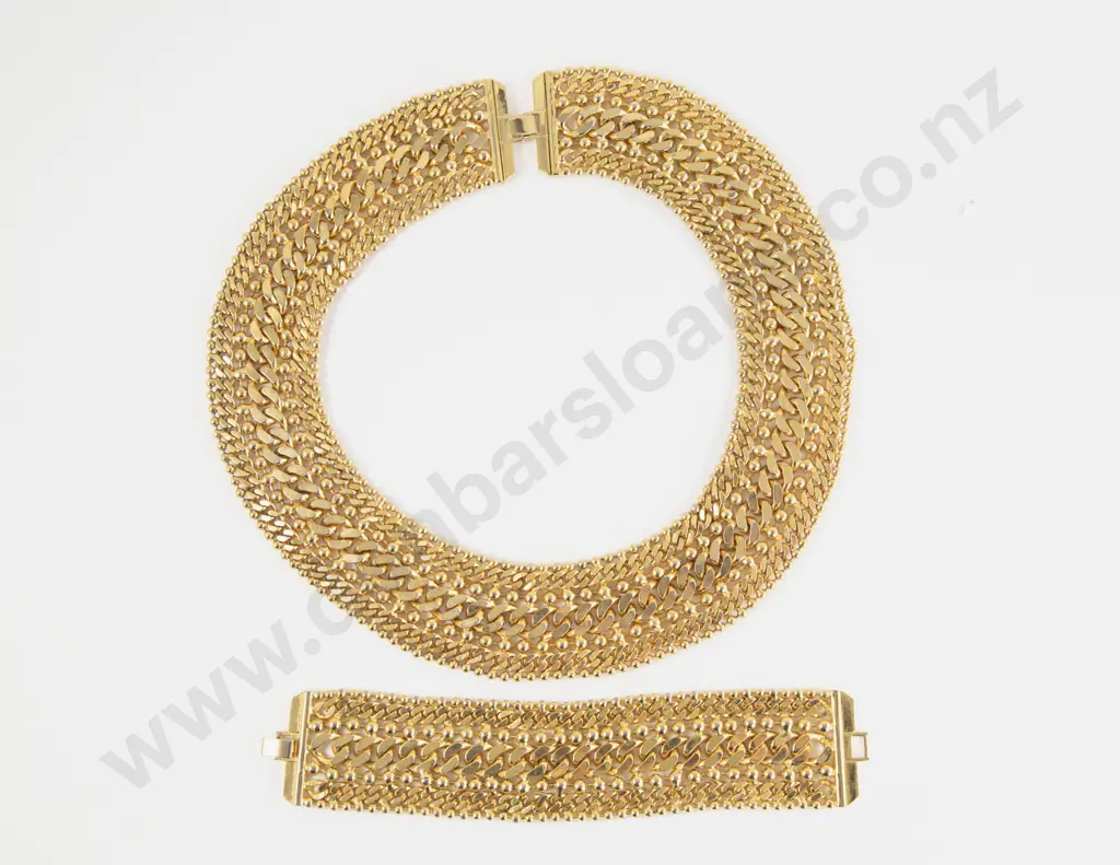 C1960's Dramatic Gold Plated Collar Necklace and Matching Cuff Bracelet Image 1++