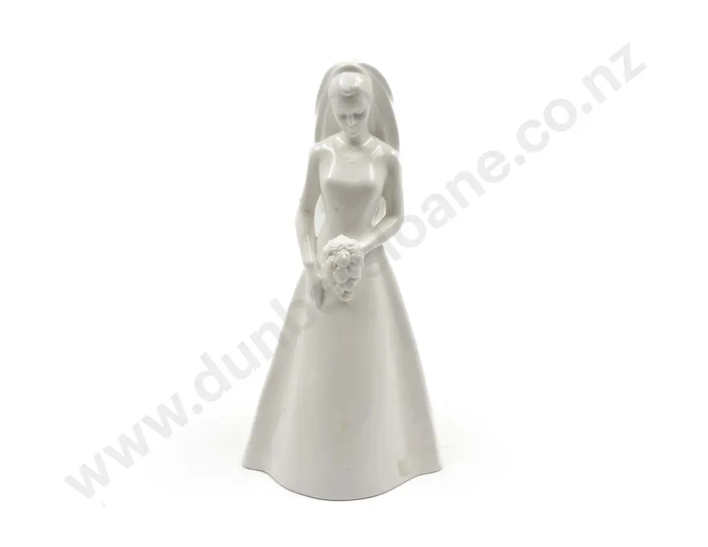 Coalport Moments Figure "The Bride" Image 1++