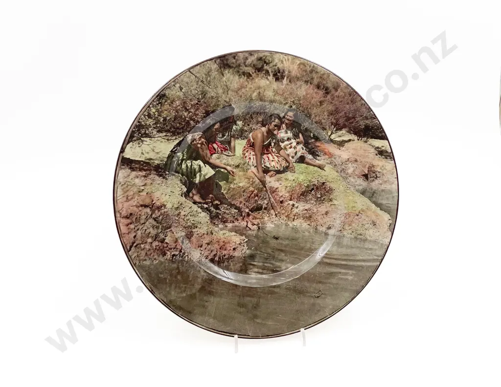 RD Maori Scene Plate Image 1++