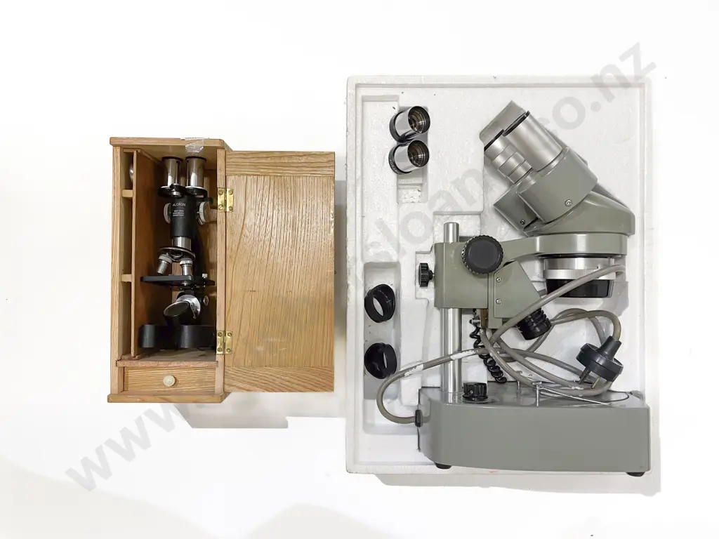 Large Microscope Together with Cased Smaller Image 1++