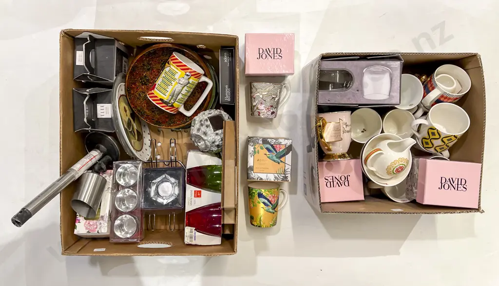 Two Boxes of Assorted Modern and Boxed Kitchen Crockery Etc Image 1++