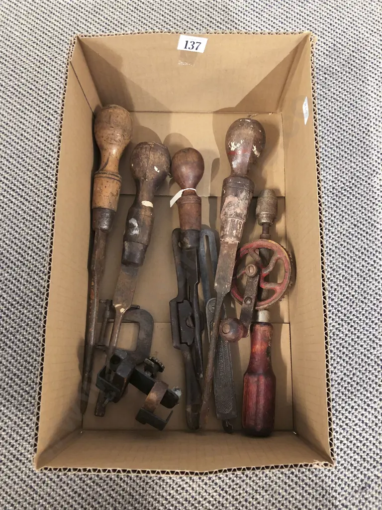 Box Qty of Assorted Vintage Tools Image 1++