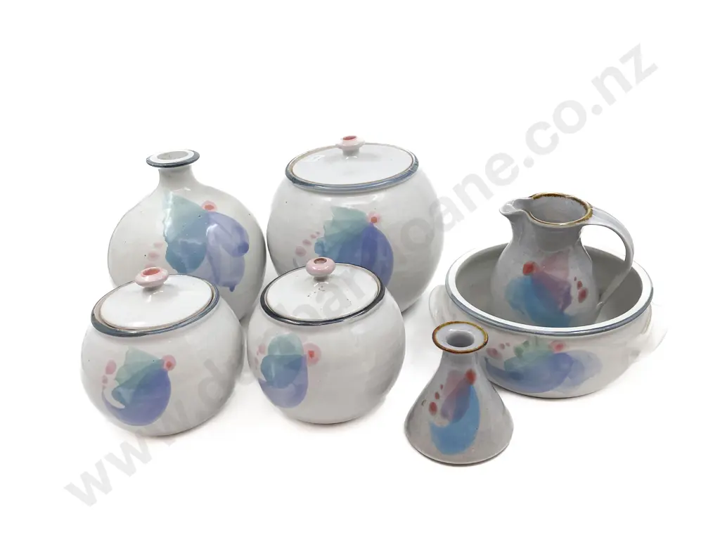NZ Pottery Part Set Image 1++
