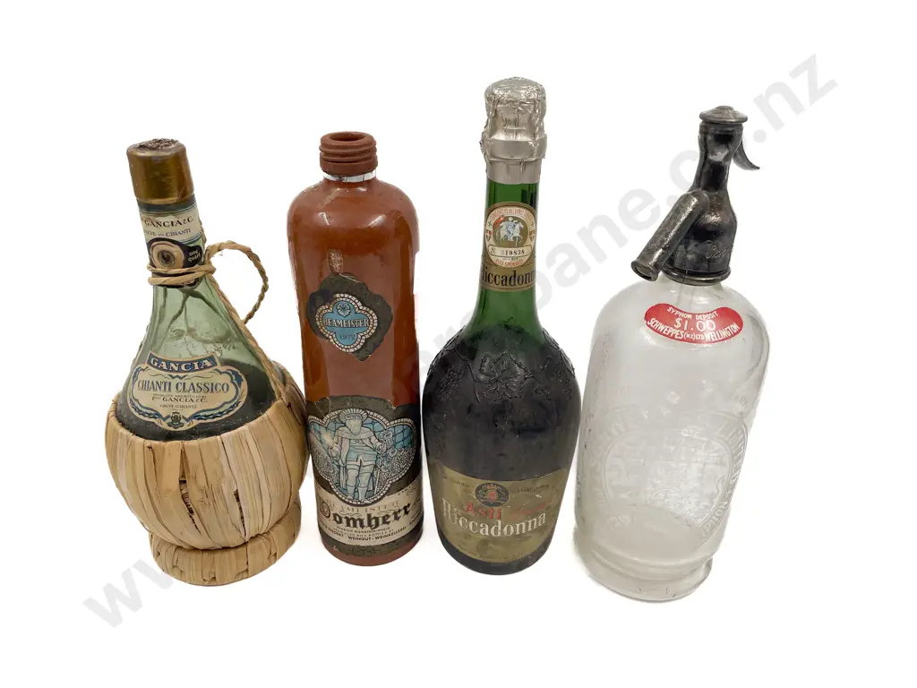 Asti Riccadonna Together with Soda Syphon and Two Others Image 1++