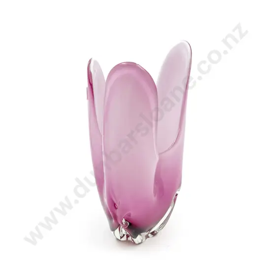 Hineri Japanese Art Glass Handkerchief Vase (minor chips)