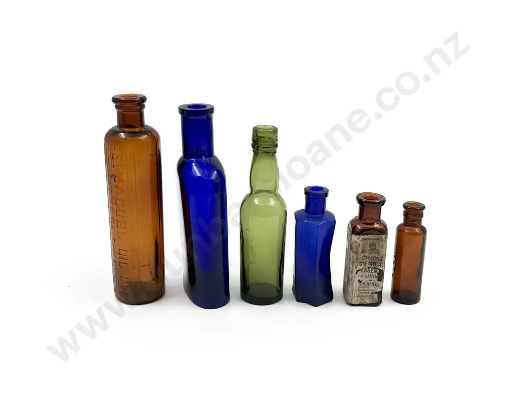 Qty of Assorted Vintage Glass Bottles Image 1++