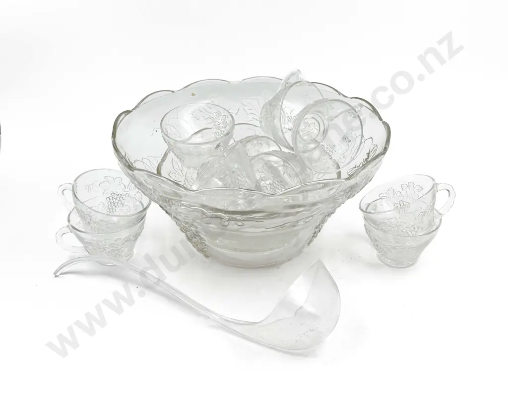 Glass Punch Set Image 1++