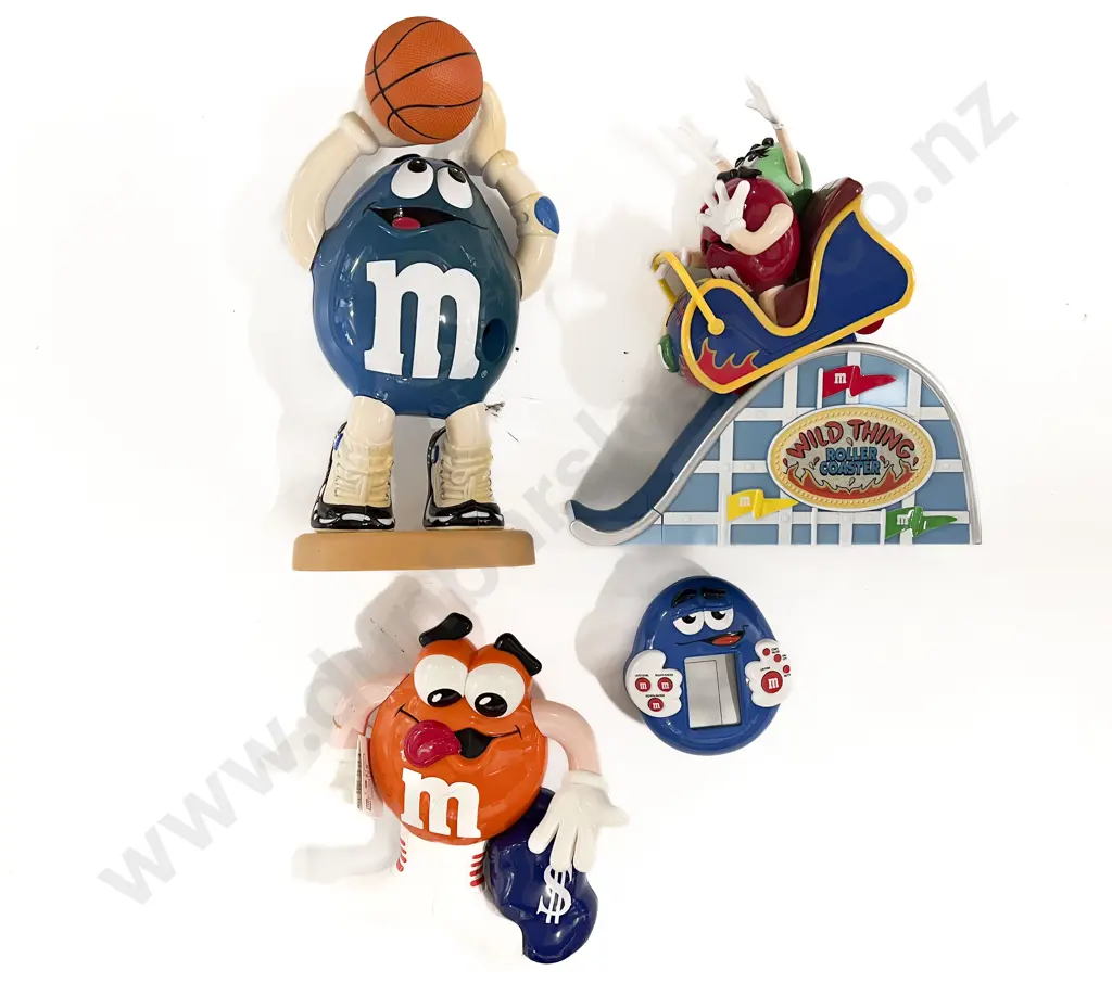 Assorted M&M Collectables Image 1++
