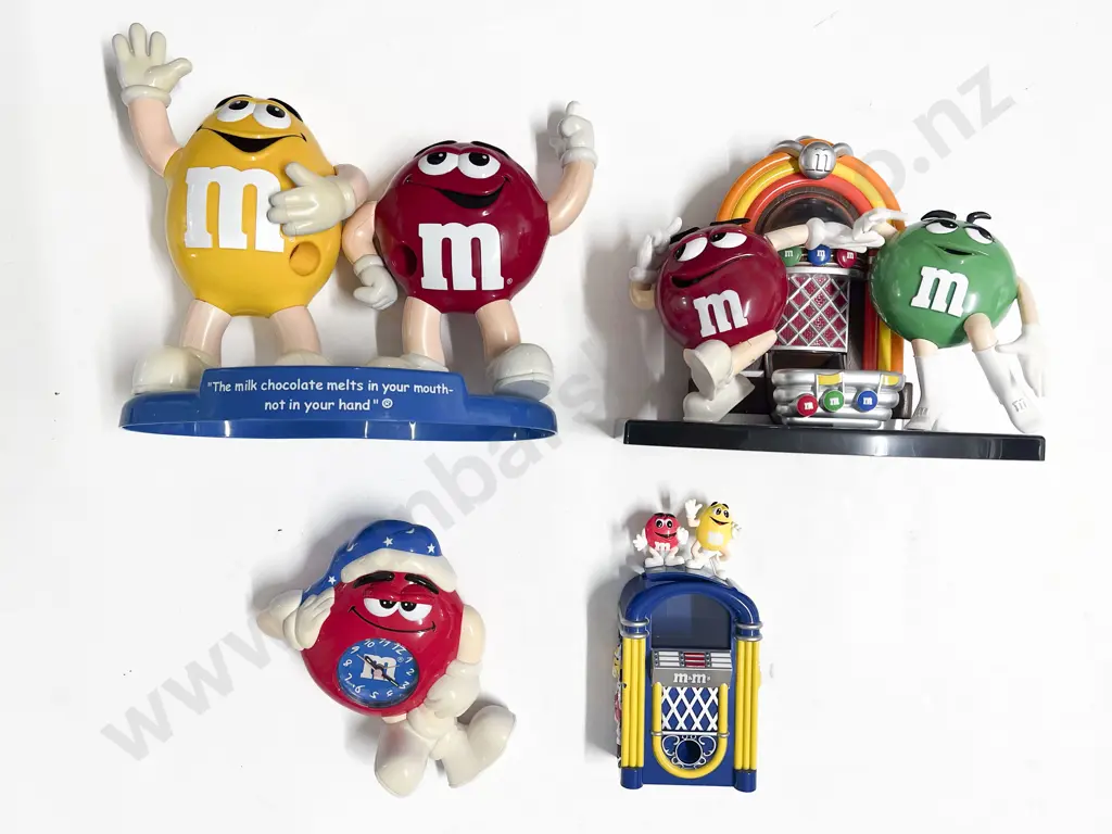 Assorted M&M Collectables Image 1++