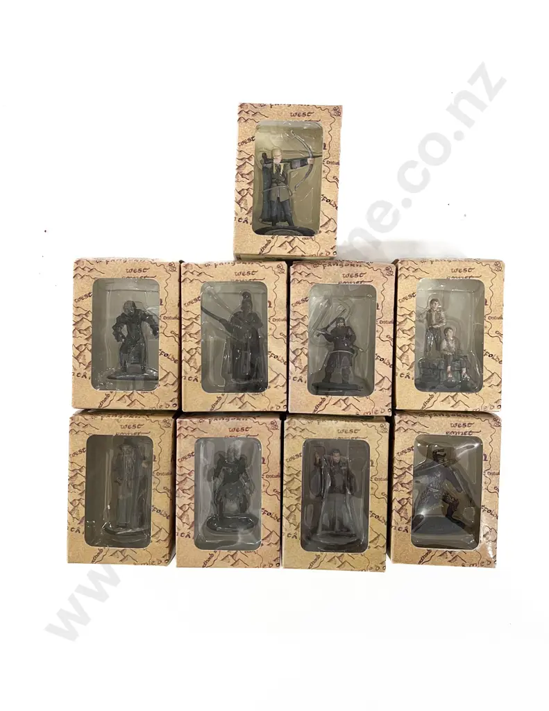 Nine New Line Productions Miniature LOTR Figures Image 1++