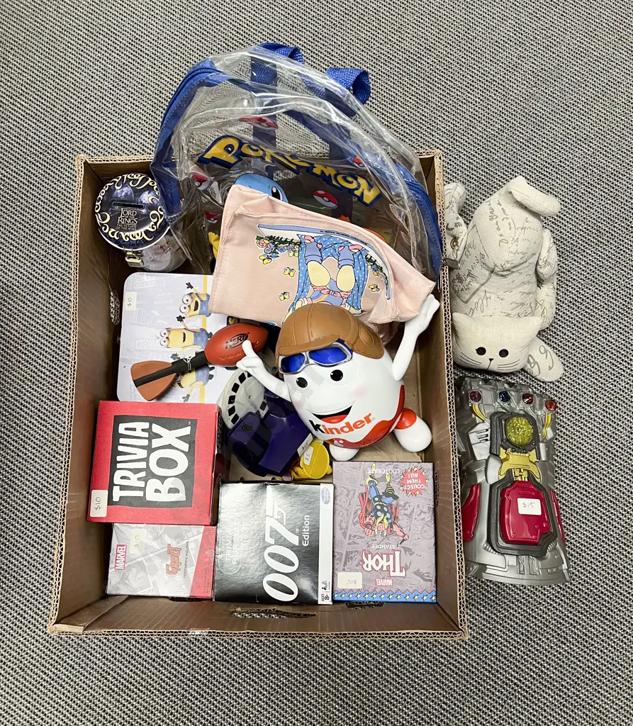 Assorted Puzzles and Toys Image 1++