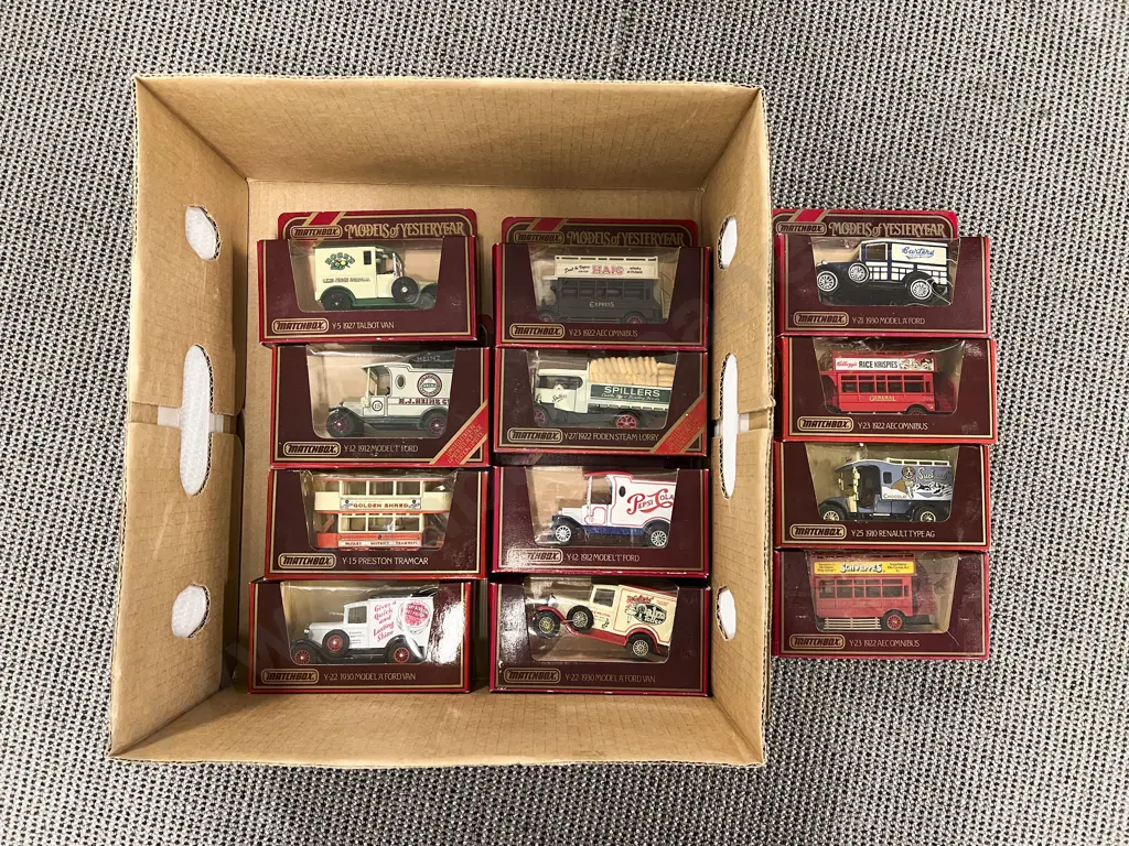 Models of Yesteryear 12 Red Boxed Models Image 1++