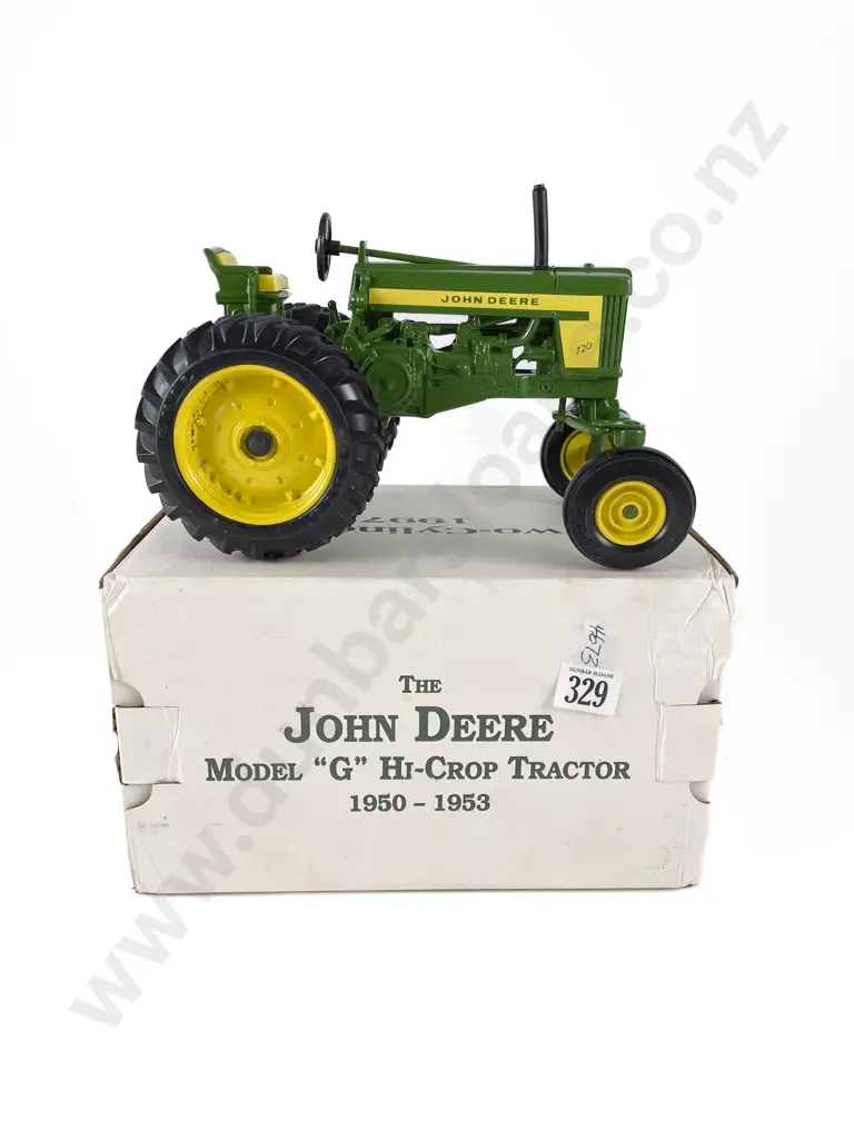 Boxed John Deere Tractor Image 1++