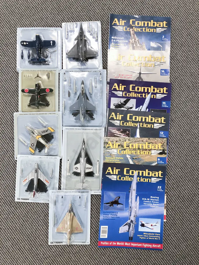 Eight Air Combat Collection Bubble Packed Models Image 1++