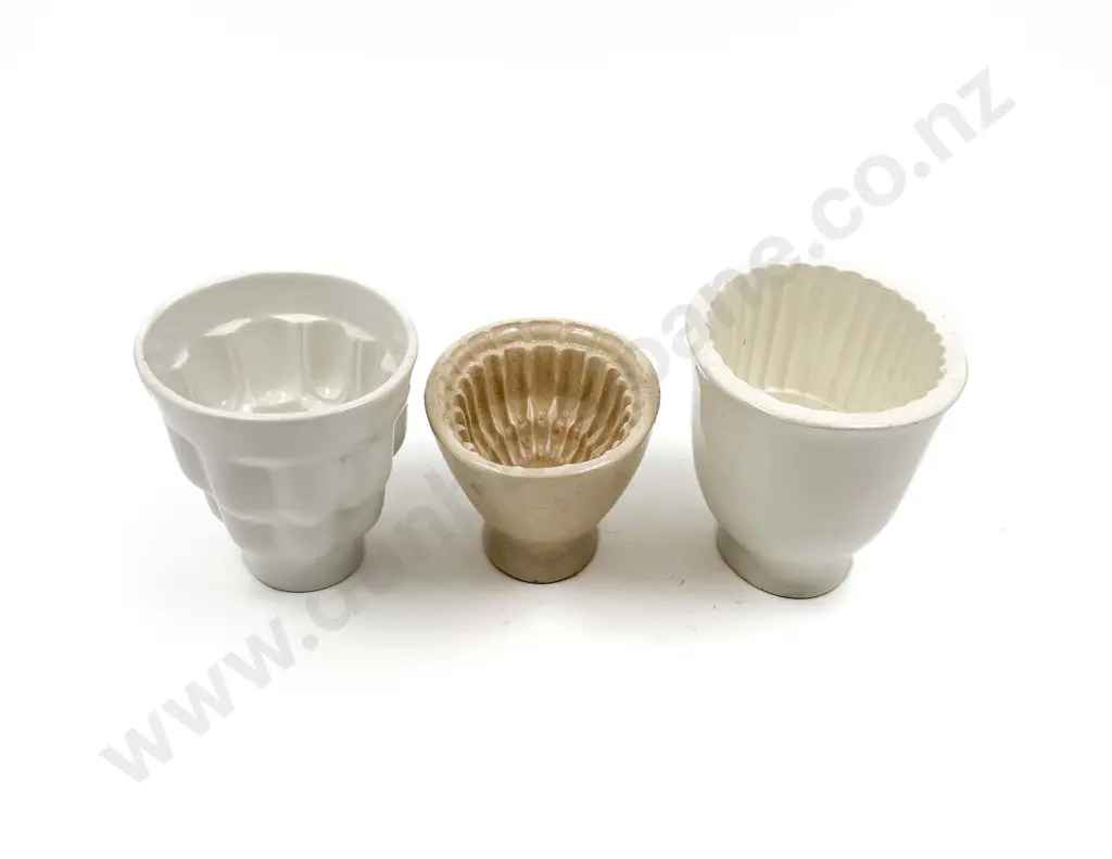 Vintage Ceramic Jelly Moulds Image 1++