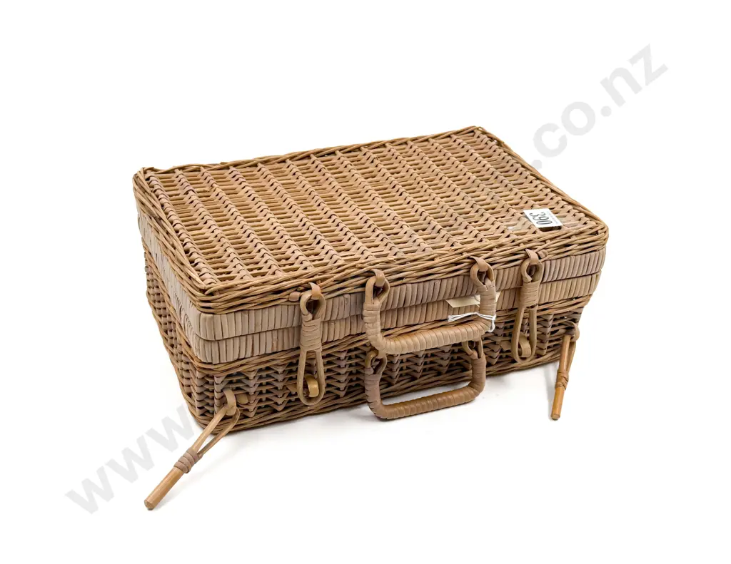 Wicker Case of Assorted Sewing Threads Etc Image 1++