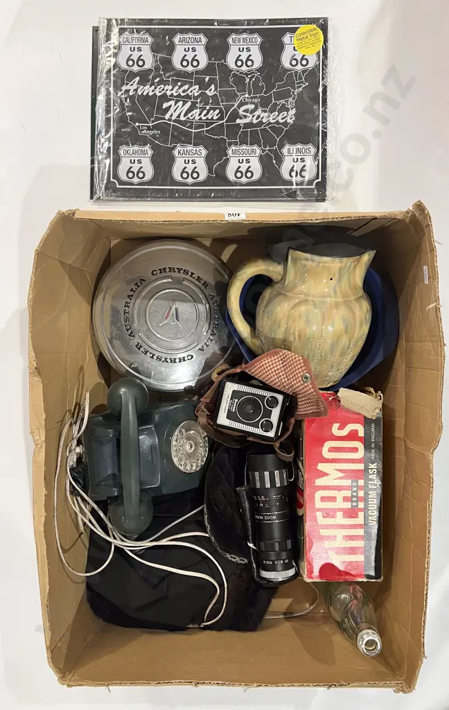 Box Qty of Assorted Including Boxed Brownie etc Image 1++