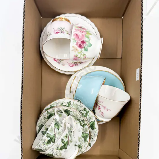 Qty of Fancy Tea China *PLEASE NOTE PHOTO CHANGE