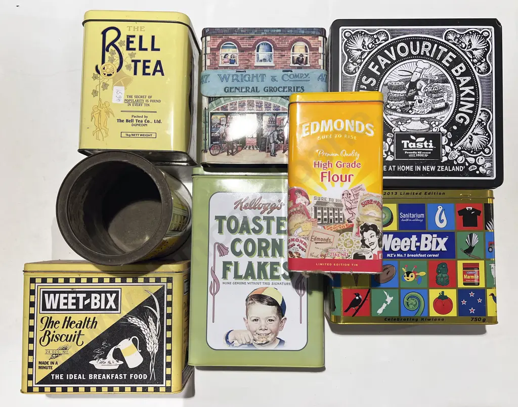 Qty of Assorted Vintage Tins *PLEASE NOTE PHOTO CHANGE Image 1++