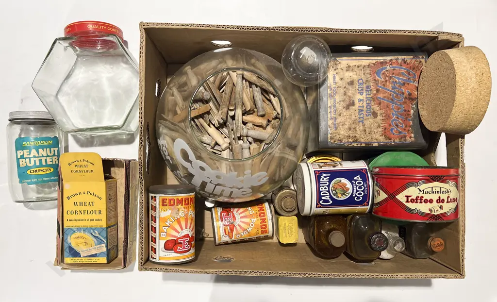 Box of Assorted Shop Display Jars and Others Image 1++