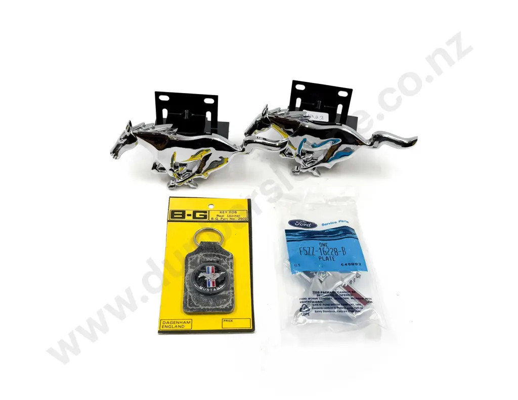 Small Qty of Ford Mustang Collectables Image 1++