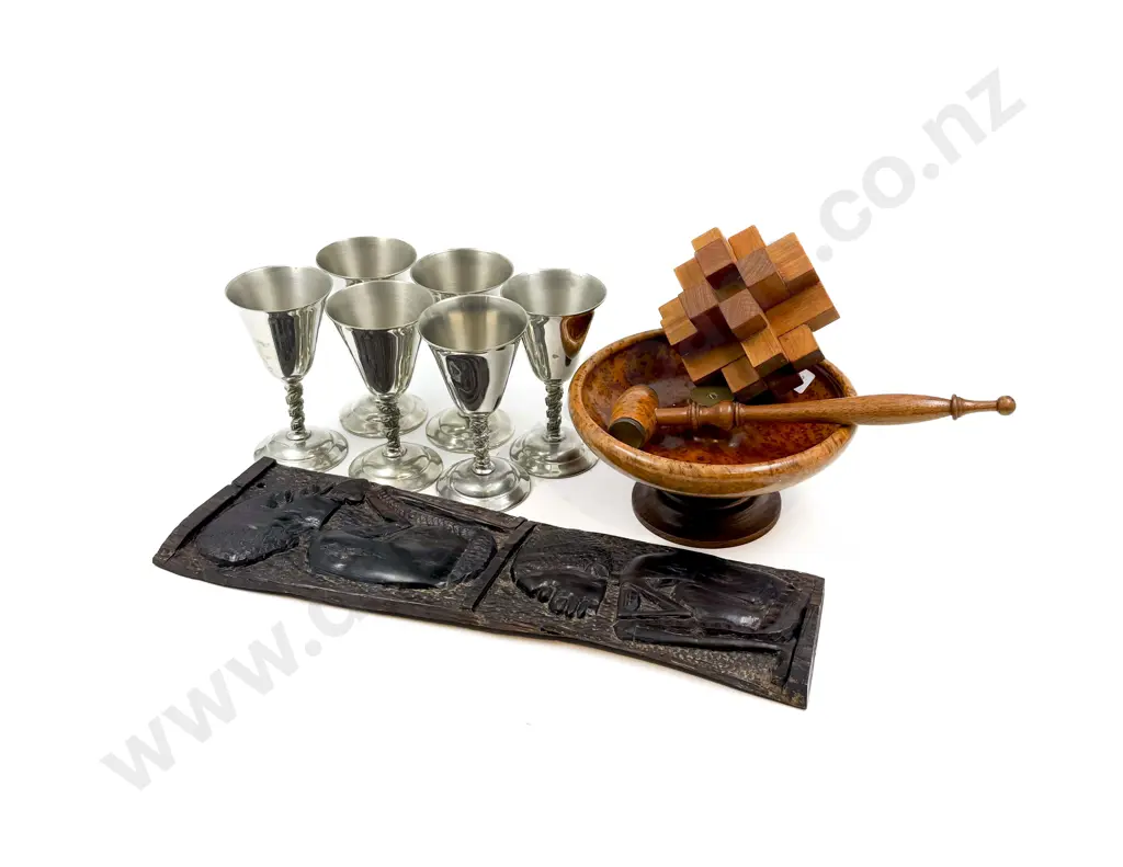 Mottled Kauri Nut Bowl and Assorted Image 1++