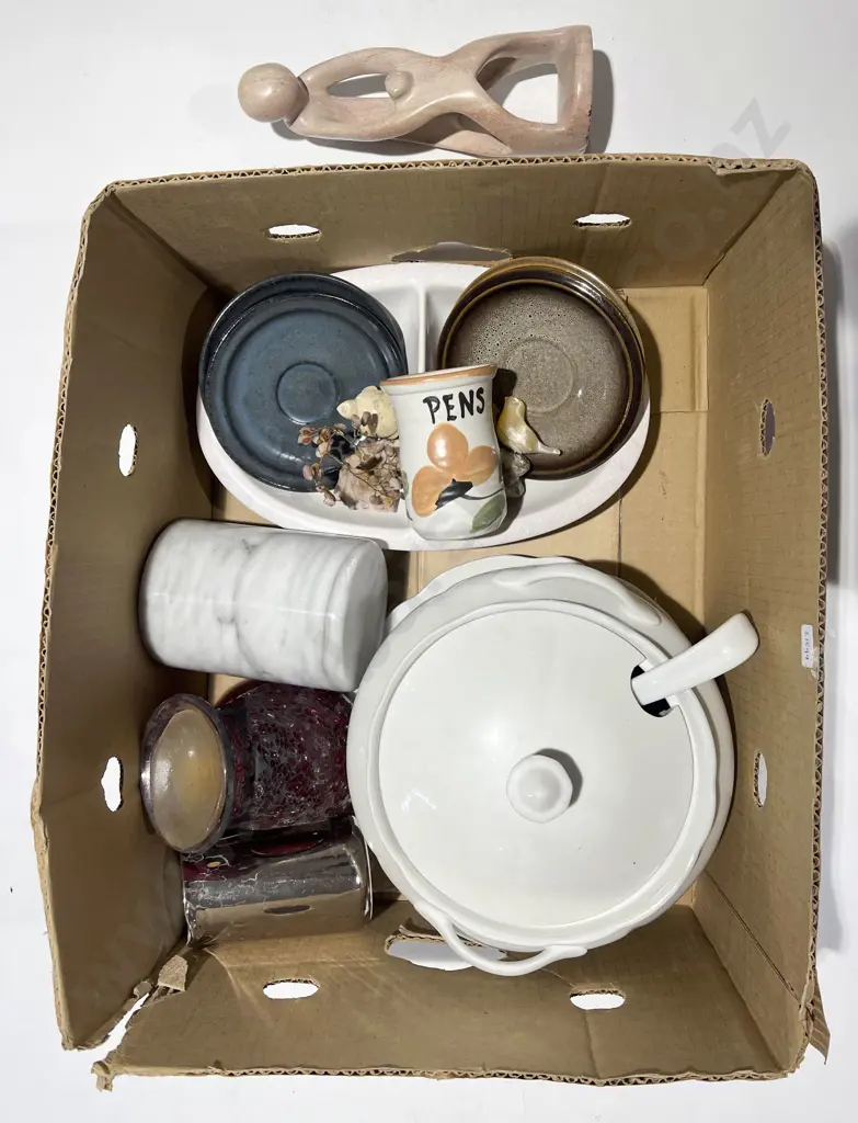Box of Assorted Including China Image 1++
