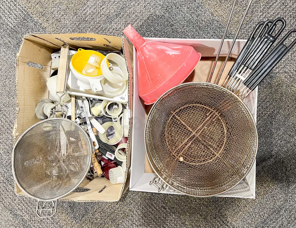 Two Boxes of Mixed Kitchenware Image 1++