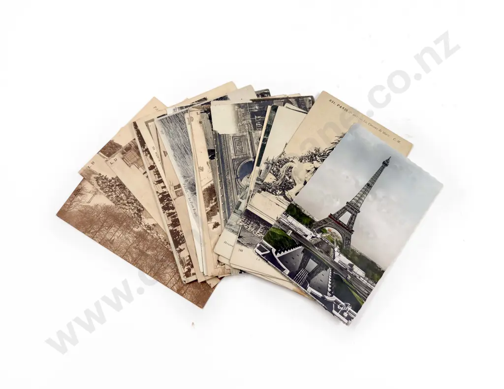 Quantity Vintage Postcards Image 1++