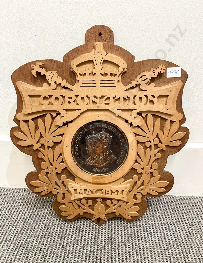 King George & Queen Mary Coronation Plaque May 1937 Image 1++