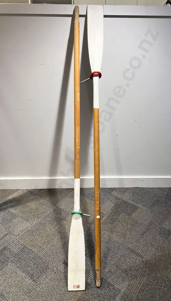 Pair of Vintage Oars Image 1++