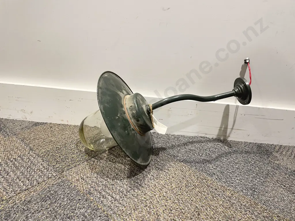 Vintage Enamel Outside Light Image 1++