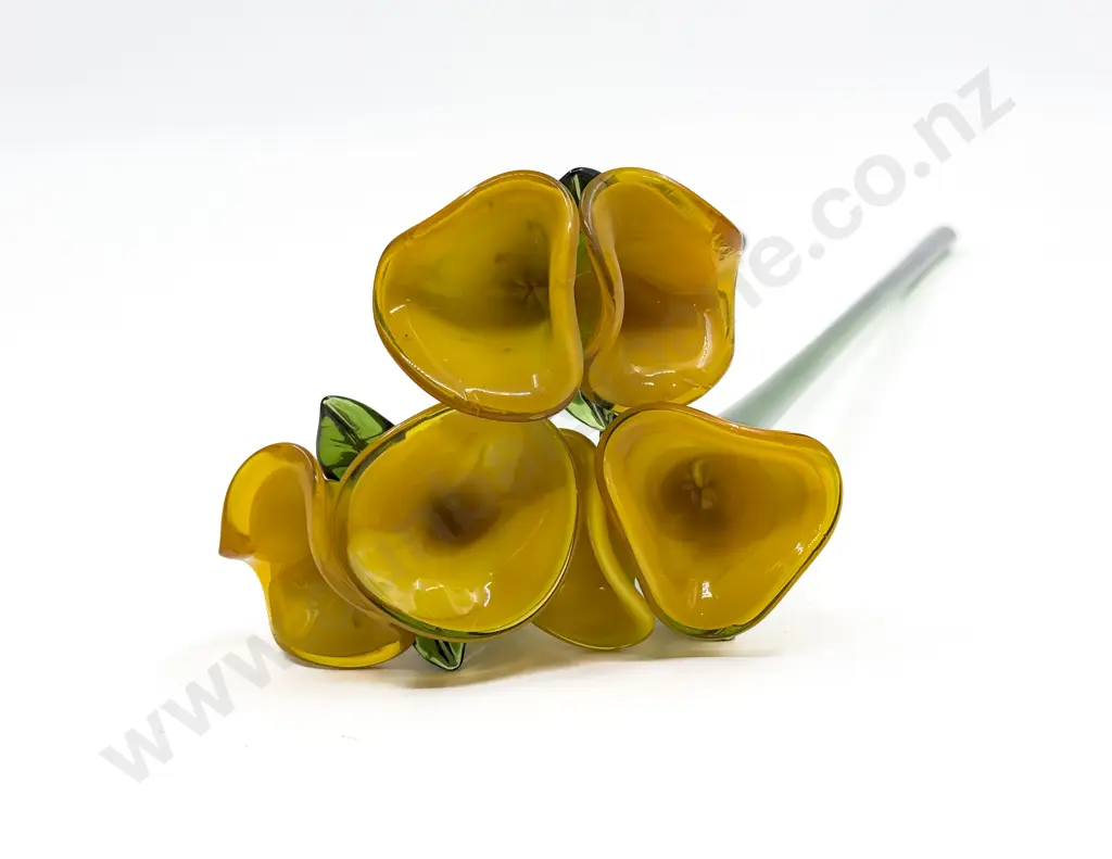 Three Art Glass Daffodils Image 1++