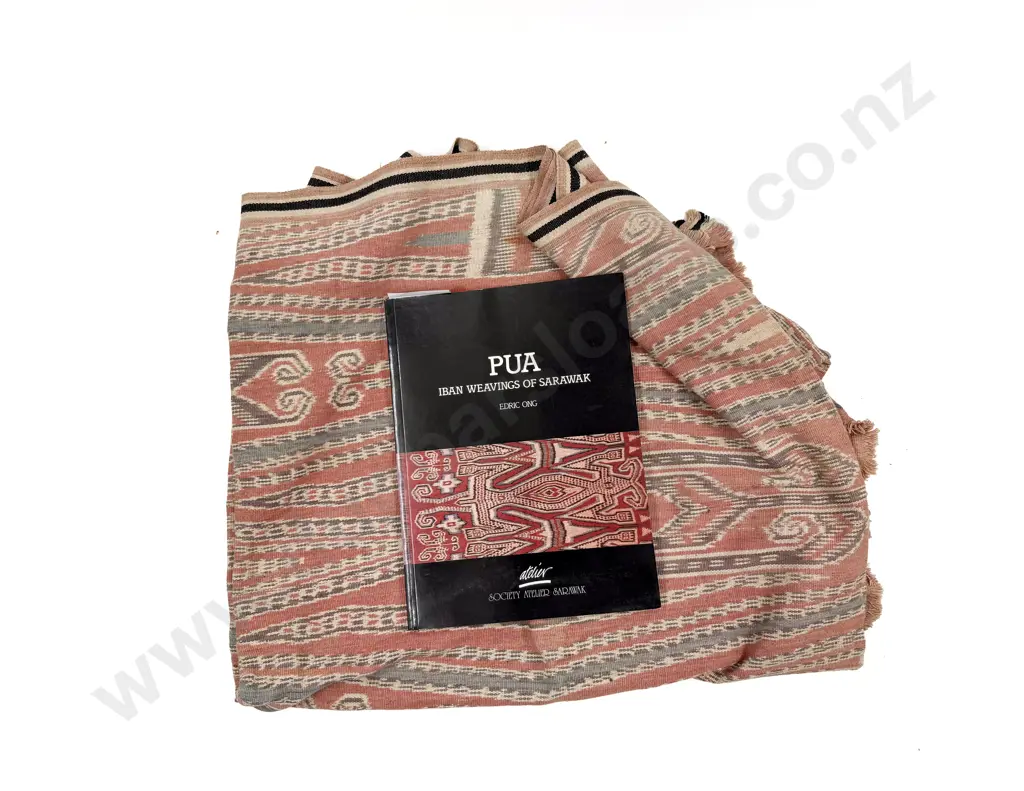Pua Kumbu Ritual Cloth Together with Reference Book Image 1++