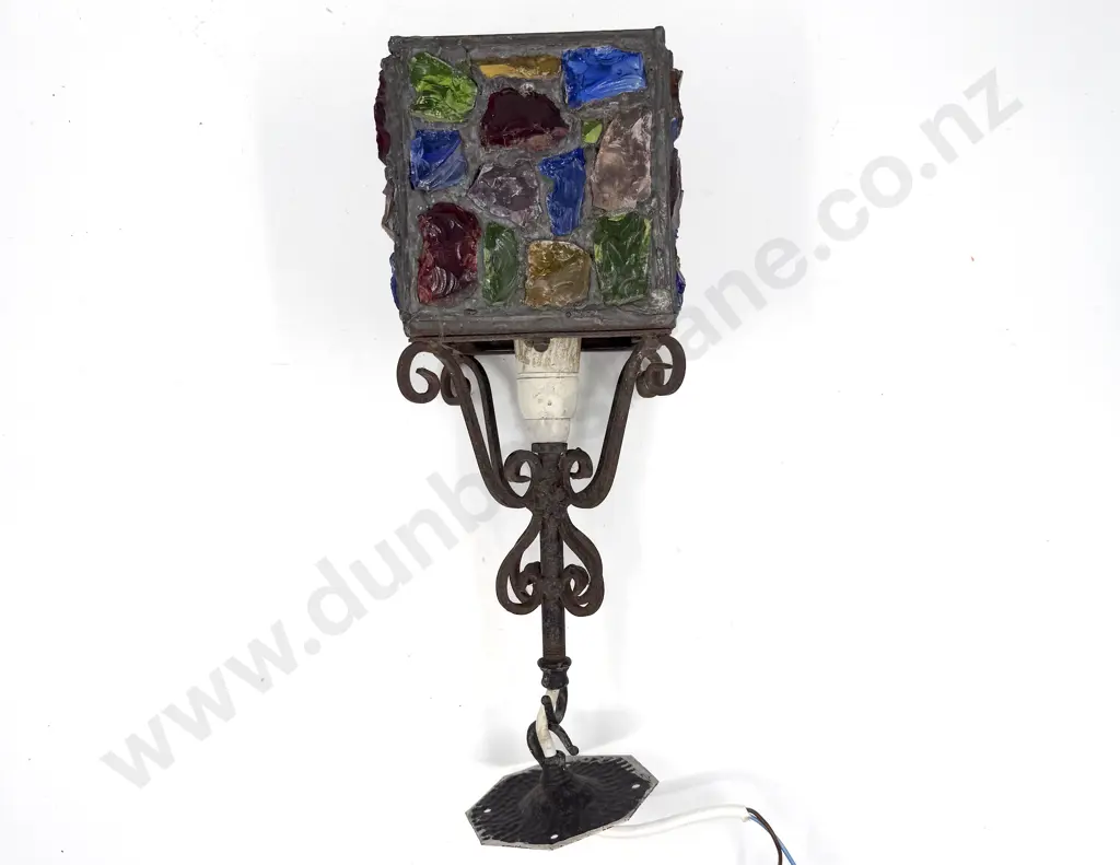 Peter Marsh Style Pendant Light and Box Of Assorted Image 1++