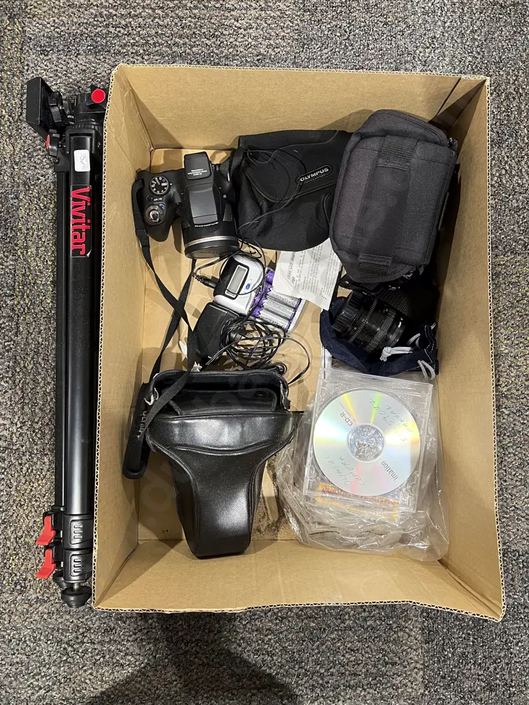 Box Qty Including Olympus Camera and Accessories Image 1++