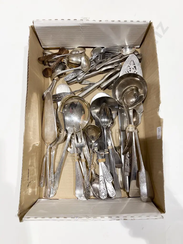 Qty of Assorted S/P Cutlery Image 1++