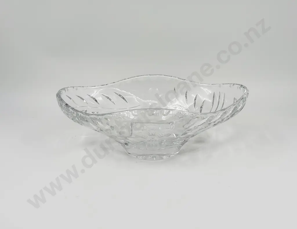Crystal Trough Vase Image 1++