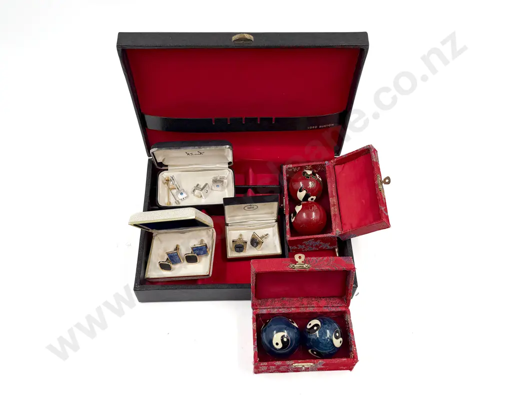 Qty of assorted Cufflinks etc Image 1++