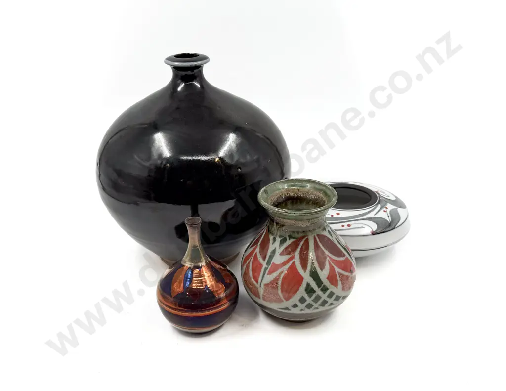 Wayne Porteous Vase Image 1++