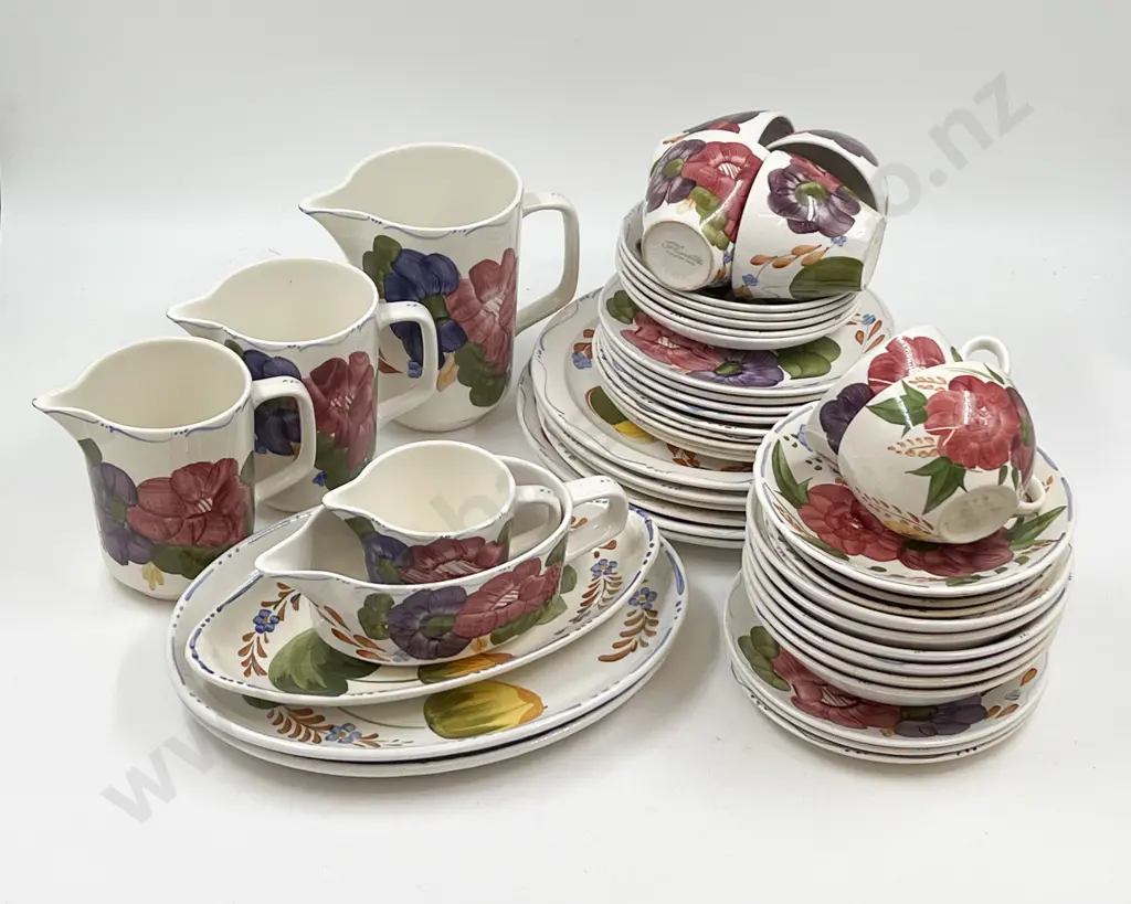 Qty of Assorted Fleurette China Image 1++